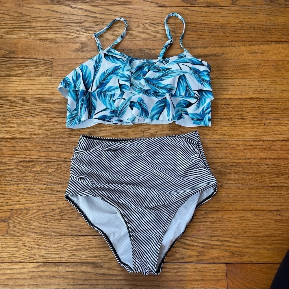 Cupshe Blue Leaf Print Bikini Set